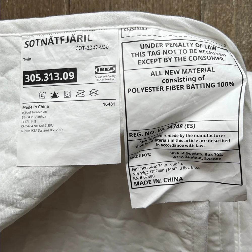 NWT IKEA SOTNÄTFJÄRIL - Waterproof mattress protector - Twin